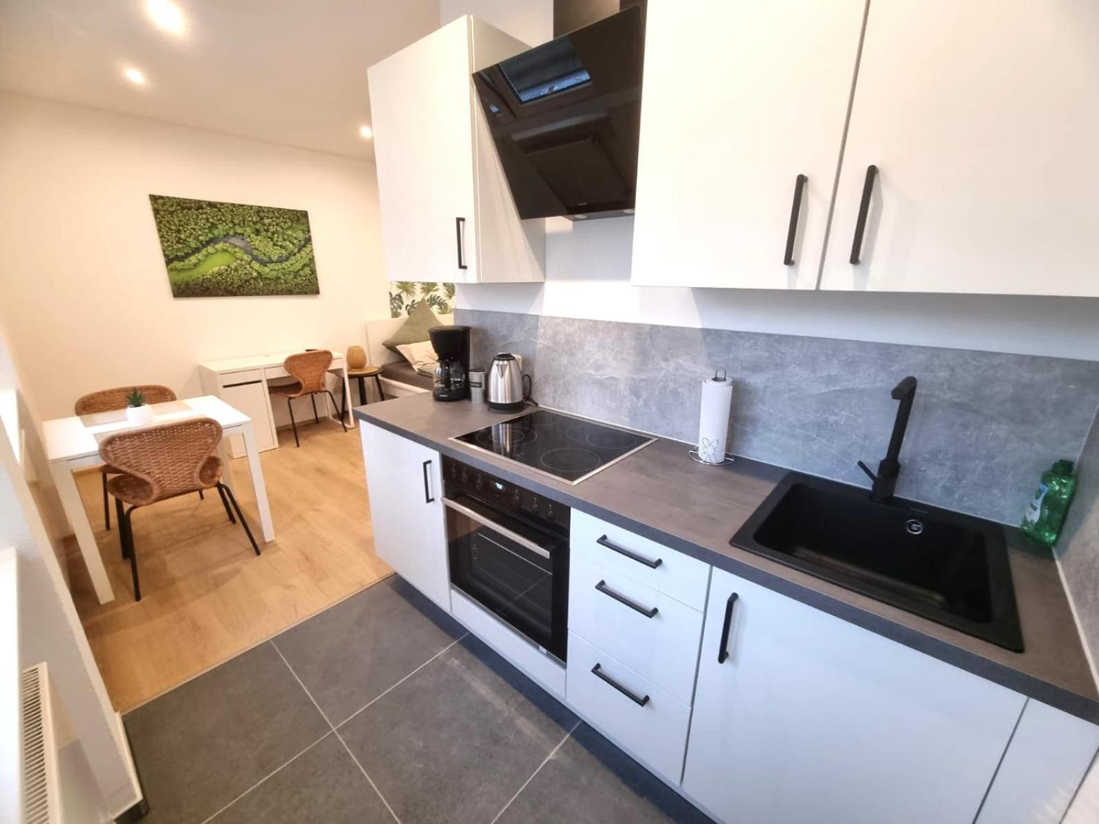 Wohnung Inn - Im Zentrum, Kueche, Parkplatz, Ruhig Gelegen Passavia Esterno foto